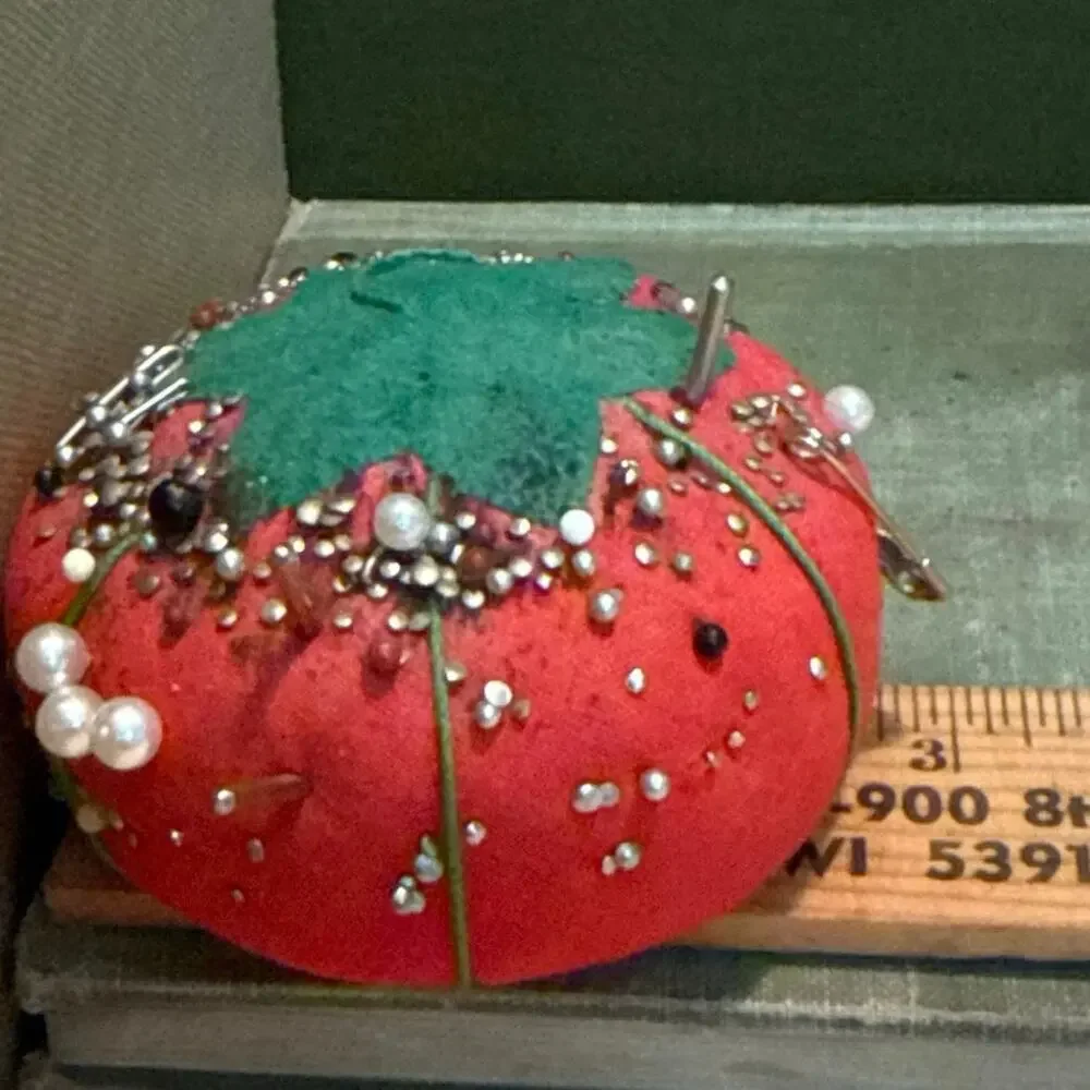 Vintage Tomato Pin Cushion • Fully Loaded • Estate Pins
